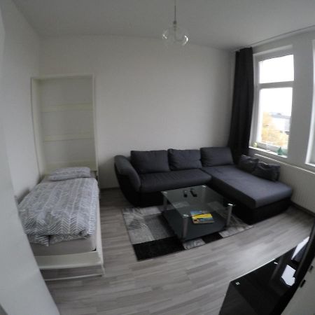 Clean & Central 2 Room Apartment 50M² Hannover Buitenkant foto