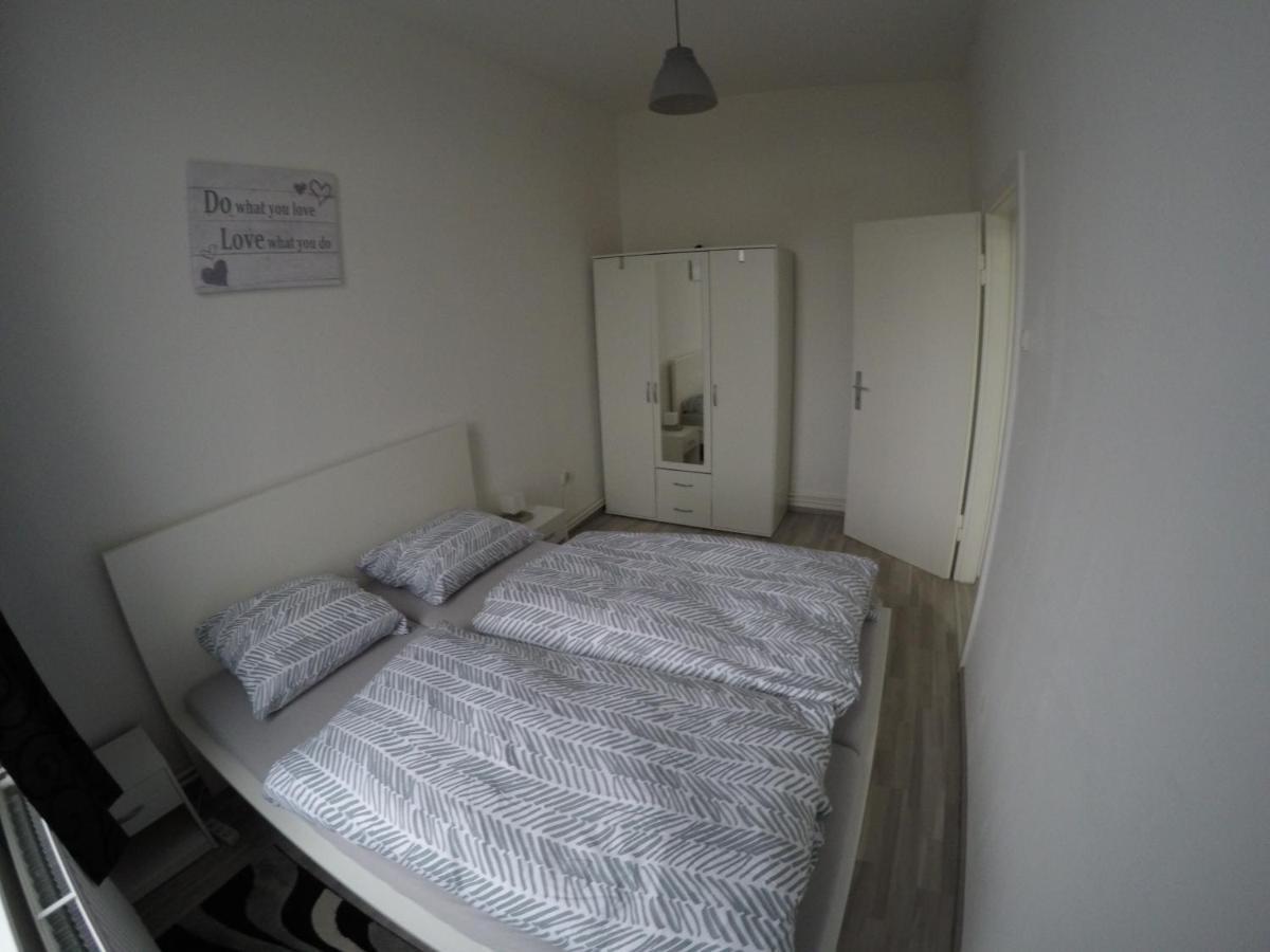 Clean & Central 2 Room Apartment 50M² Hannover Buitenkant foto